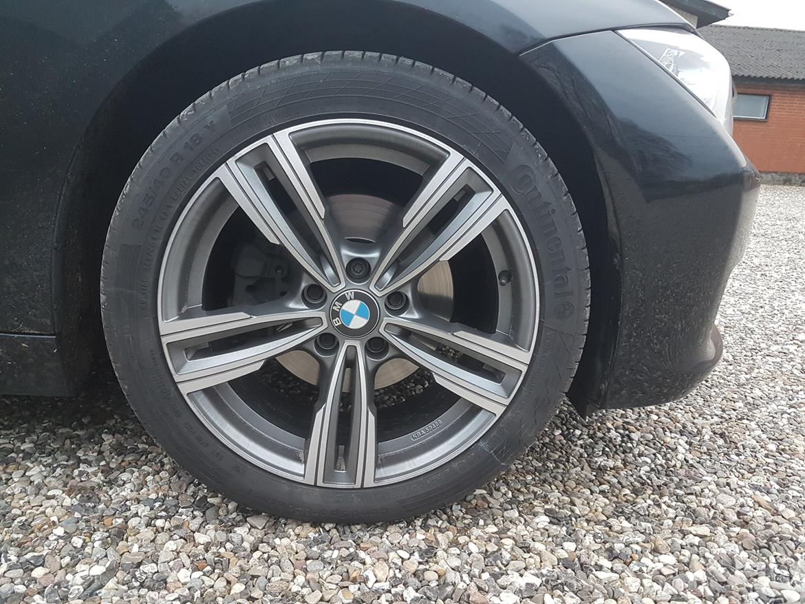 BMW 320d Touring billede 6