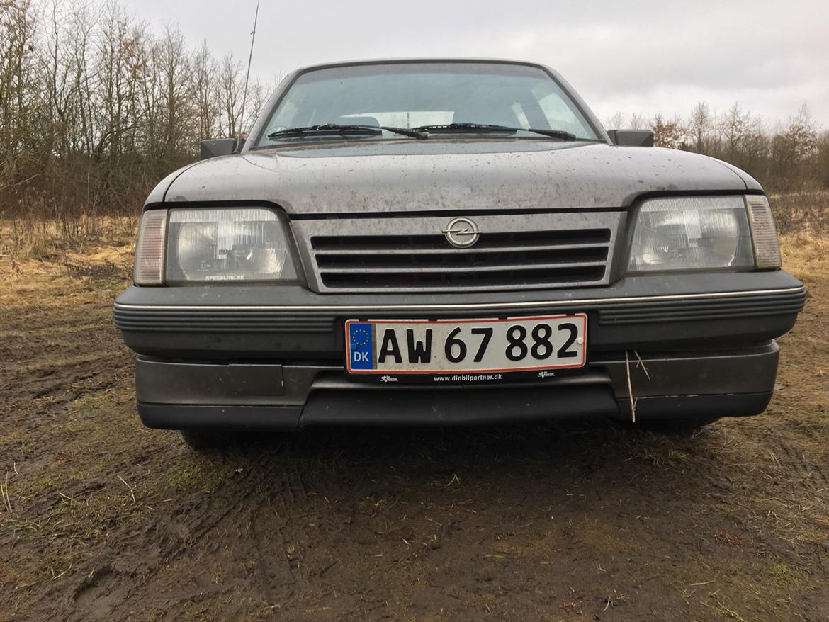 Opel Ascona C-CC 1.6s LS. billede 5