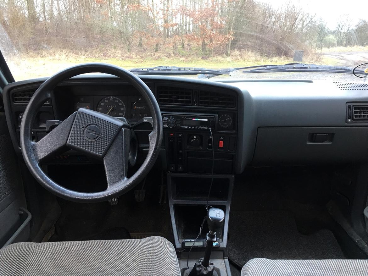 Opel Ascona C-CC 1.6s LS. billede 9