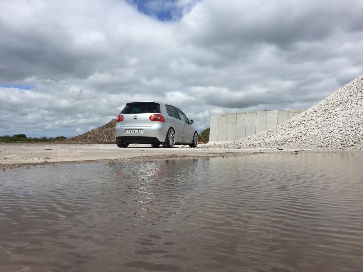 VW Golf V GTI billede 2