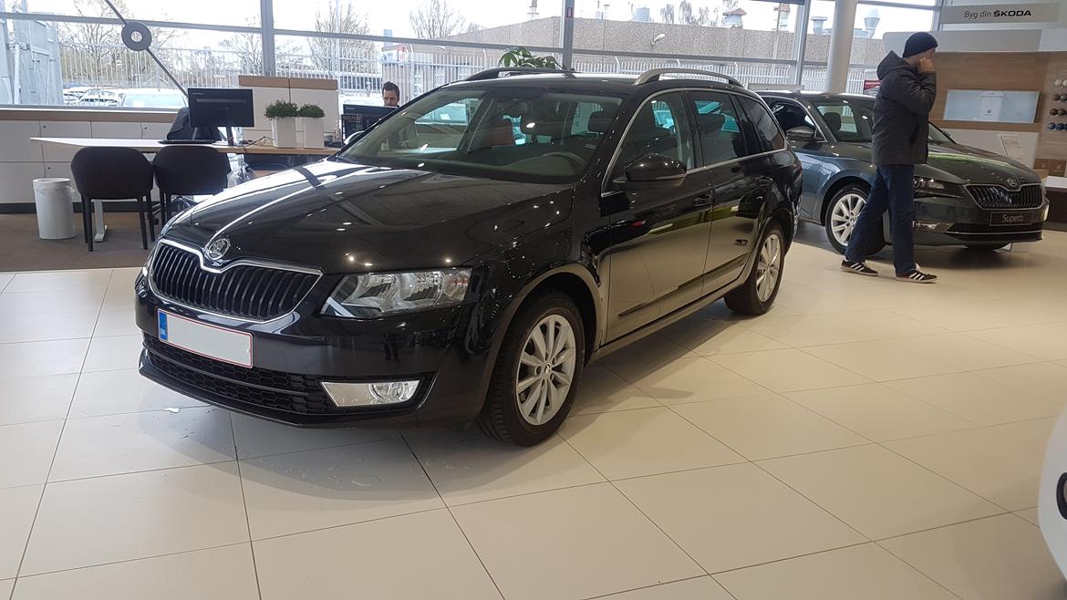 Skoda Octavia Combi 1,2 TSI Elegance billede 1