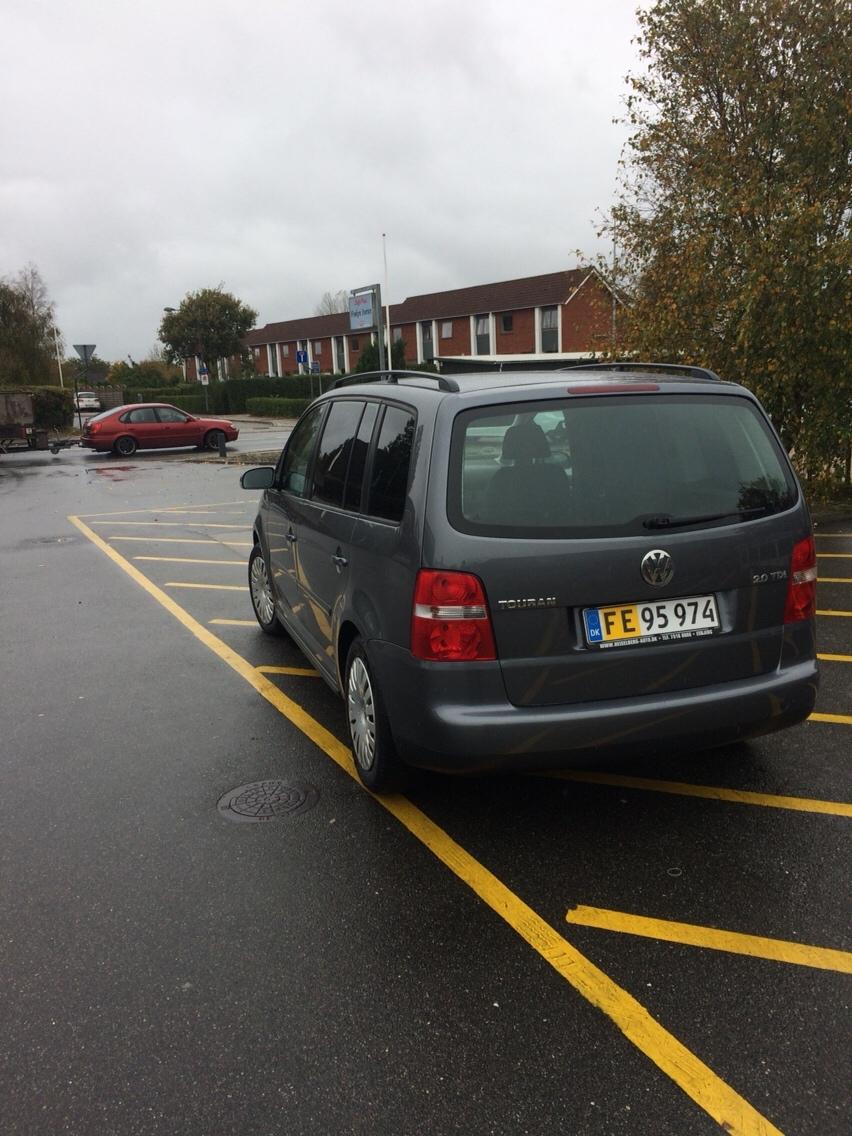 VW TOURAN 140 TRENDLINE DSG billede 5