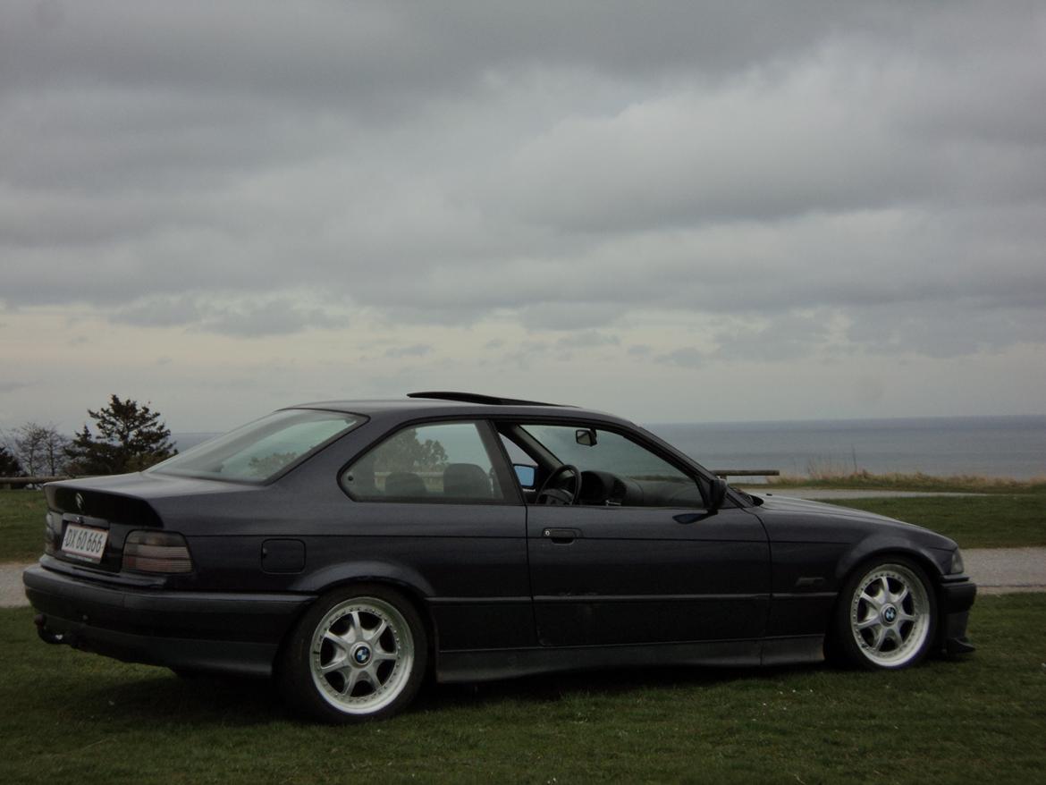 BMW E36 318iS Coupe billede 4