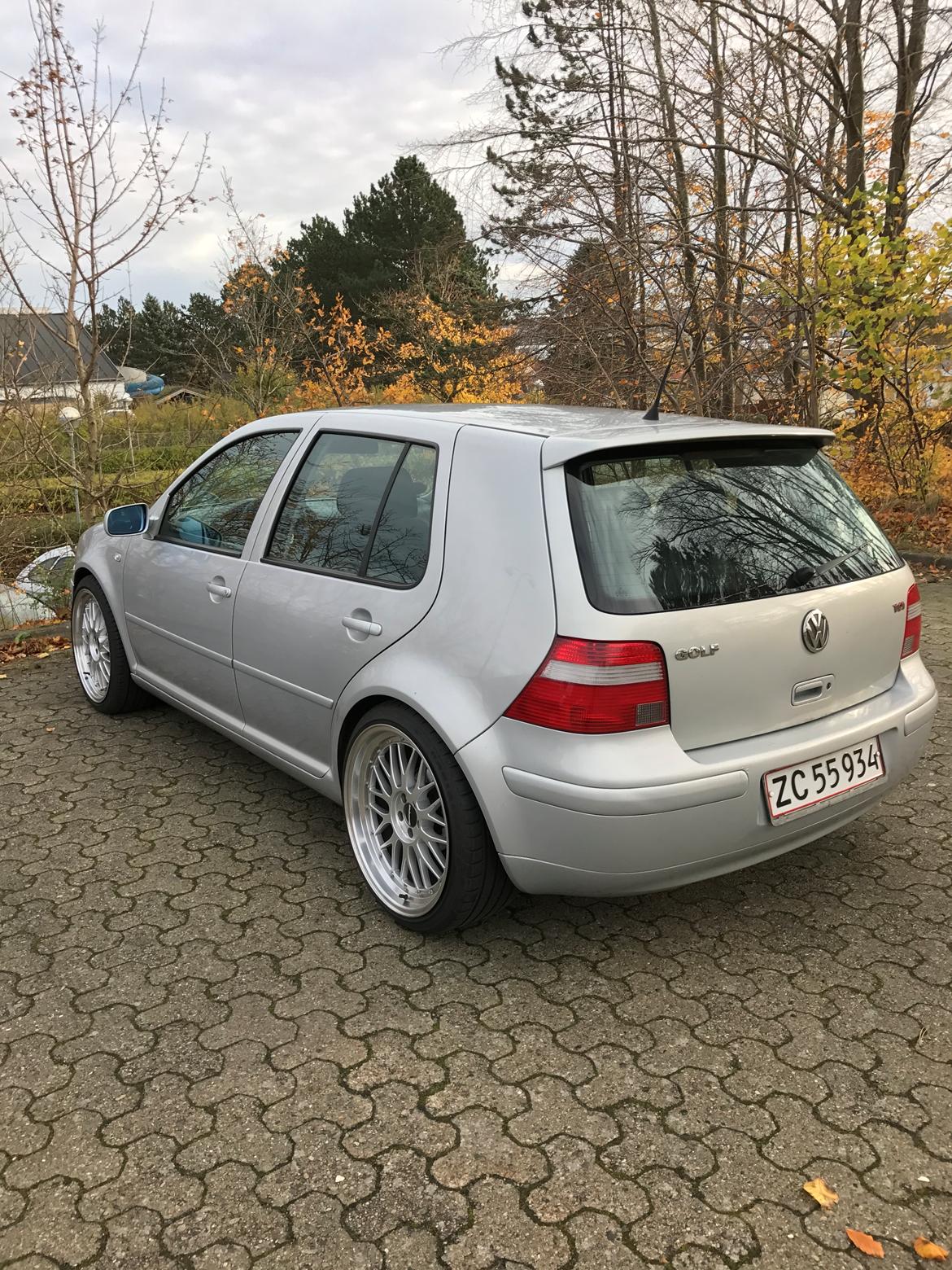 VW Golf 4 billede 1