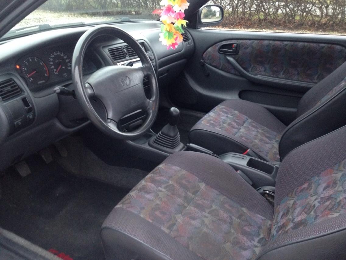 Toyota Corolla E10 (solgt) billede 11