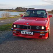 BMW E30 Cabriolet 325/28i 