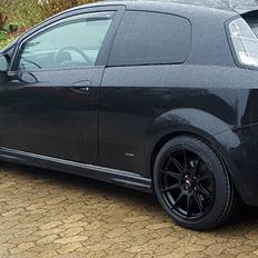 Fiat Grande Punto 1.9 jtd 130 sport (solgt)