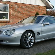 Mercedes Benz SL500
