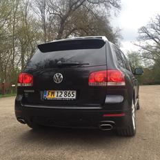 VW Touerag V10 biturbo