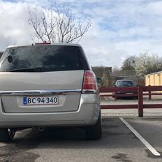 Opel Zafira B 