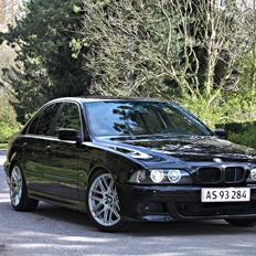 BMW e39 520