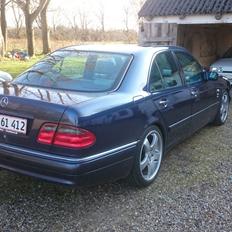 Mercedes Benz E420 w210