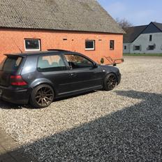 VW Golf 4 GTI :p