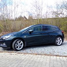 Opel Astra 1,4T Dynamic