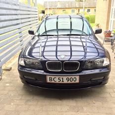 BMW 320i Touring (solgt)