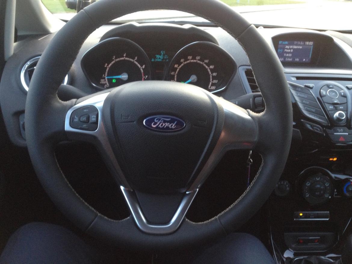 Ford Fiesta Titanium 125 Hk JA8 billede 9