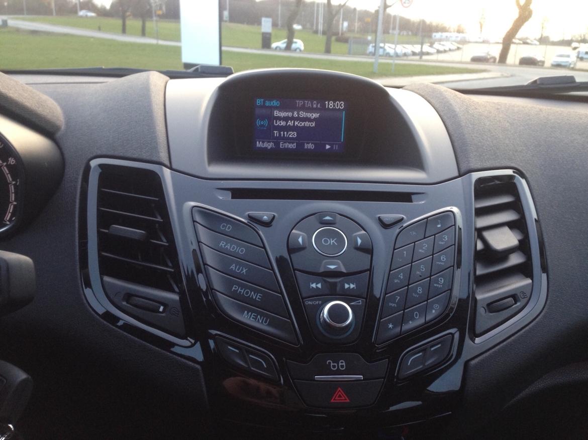 Ford Fiesta Titanium 125 Hk JA8 billede 11