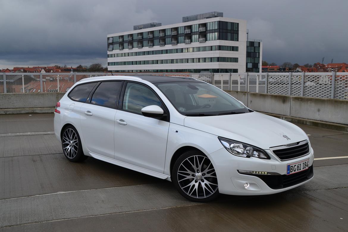 Peugeot 308 SW 1.6 BlueHDI Style billede 1