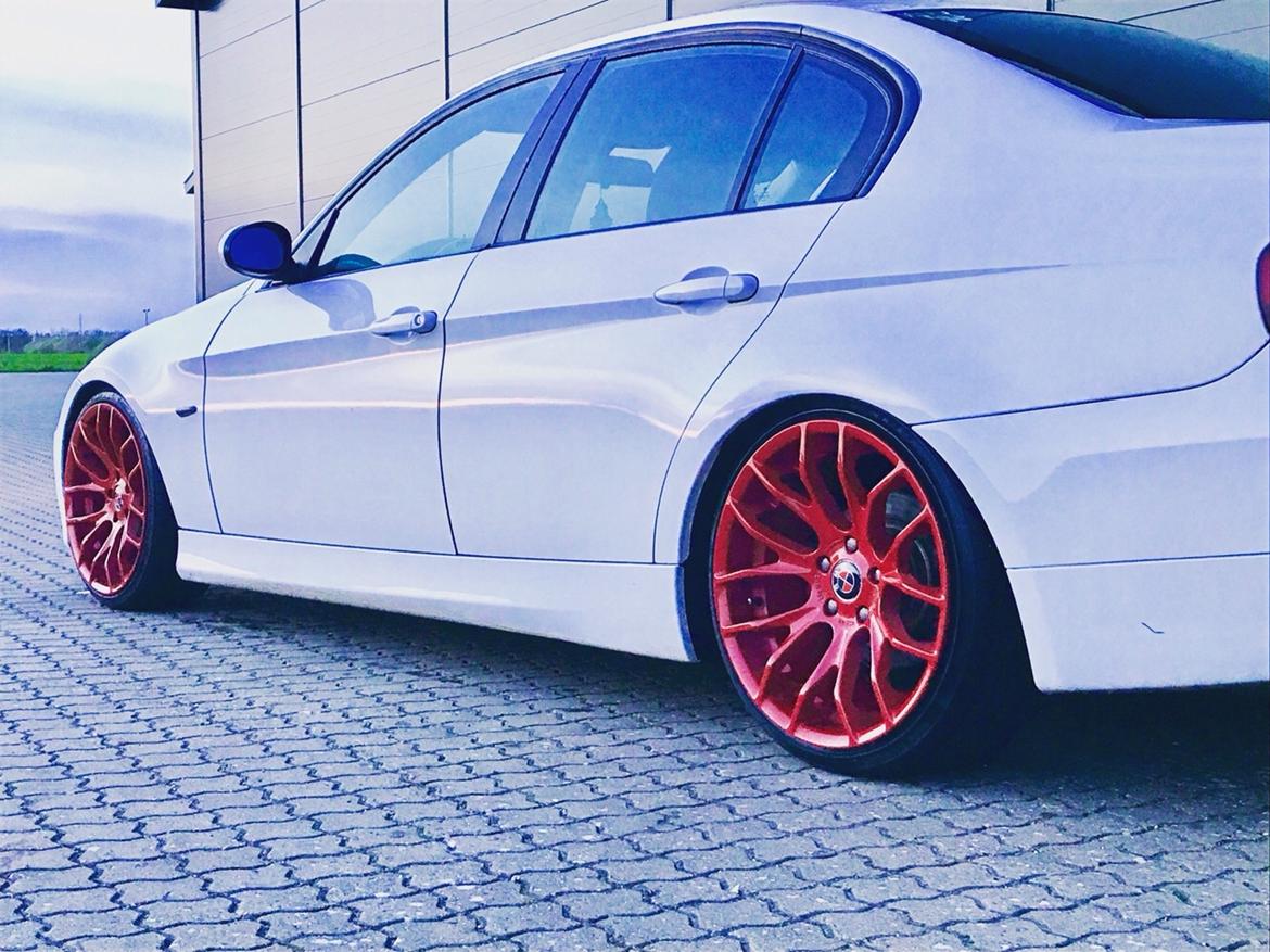 BMW E90 billede 4
