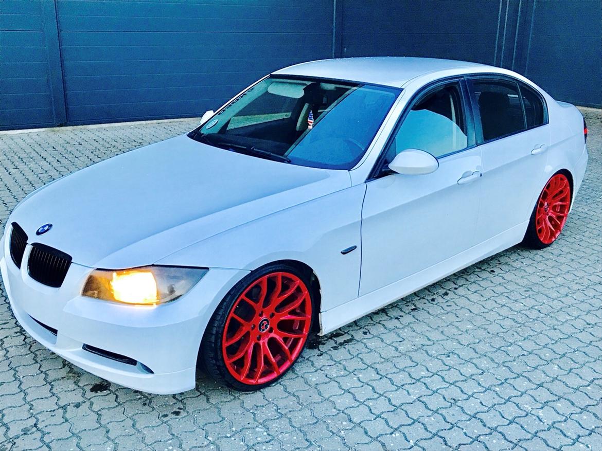 BMW E90 billede 5