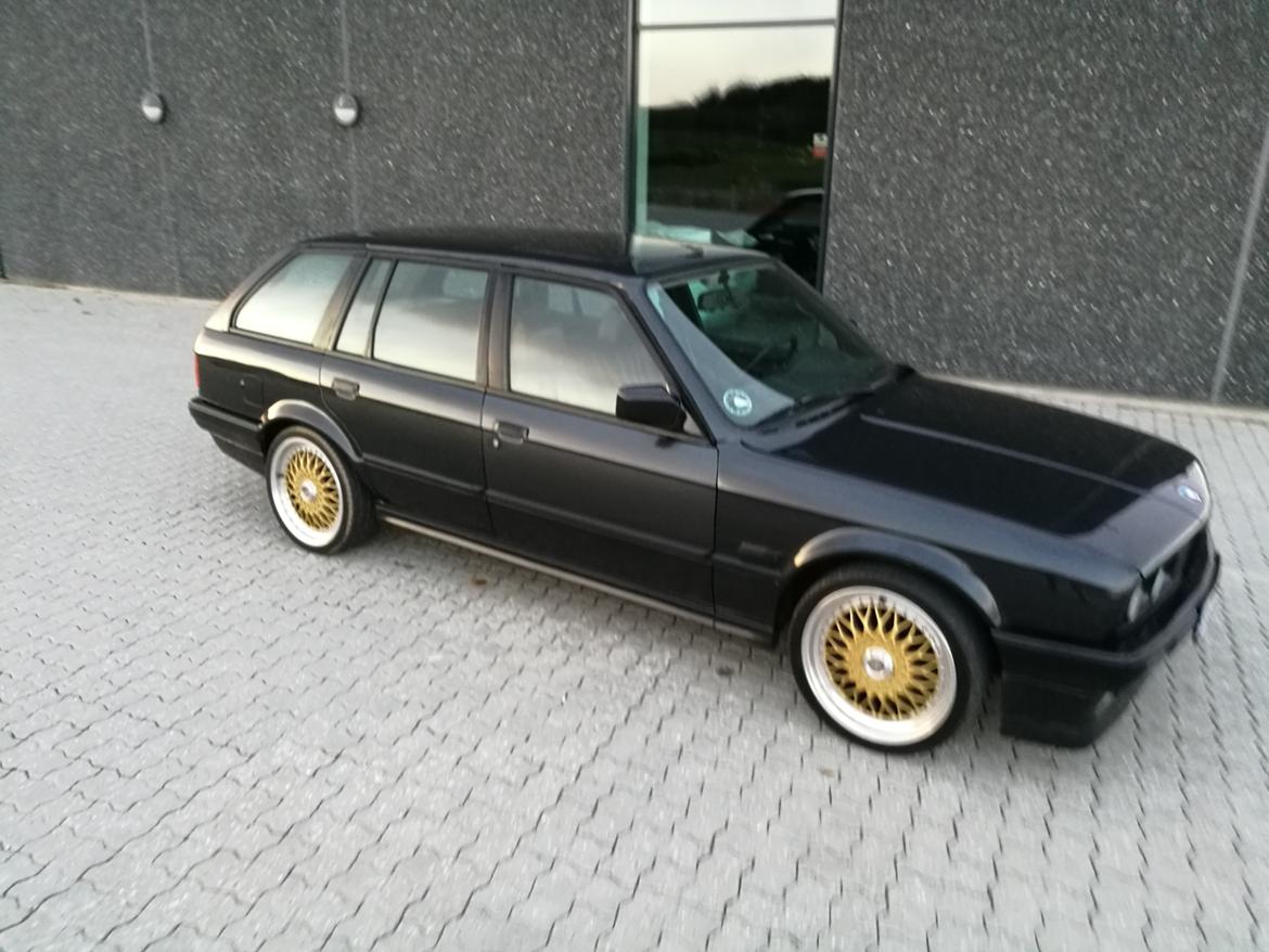 BMW E30 320i M50 Touring billede 6