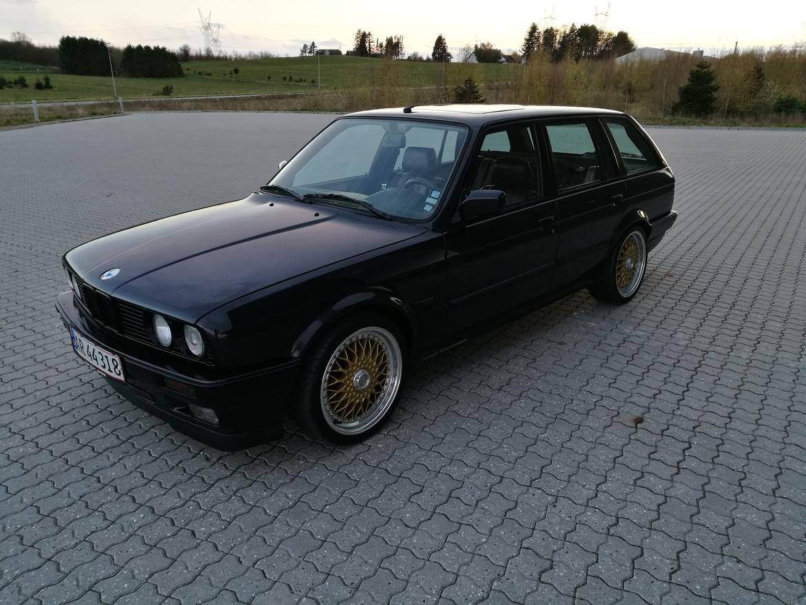BMW E30 320i M50 Touring billede 9