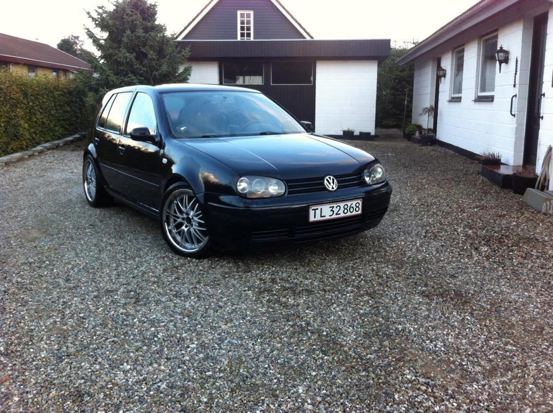 VW Golf 4 billede 1