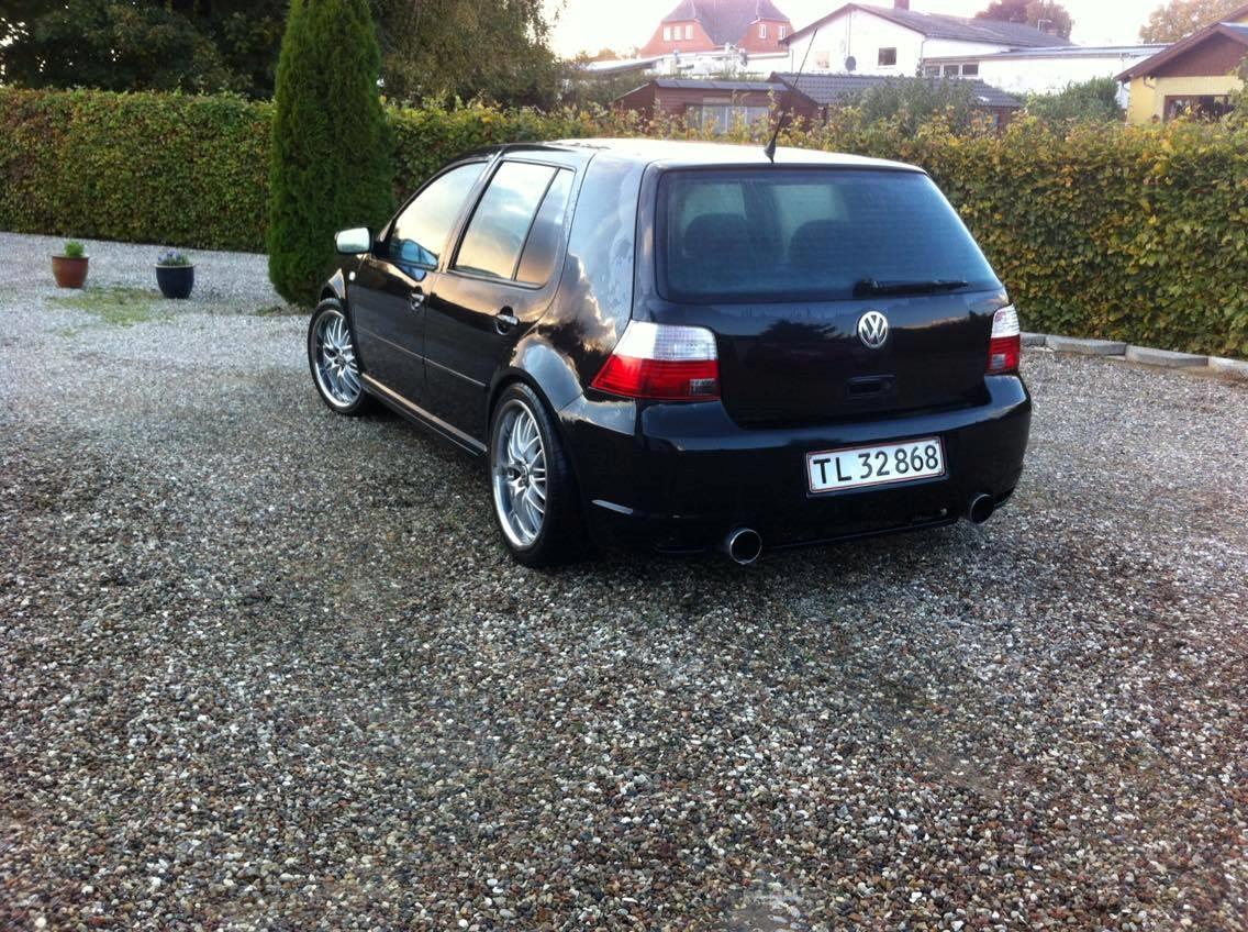 VW Golf 4 billede 2