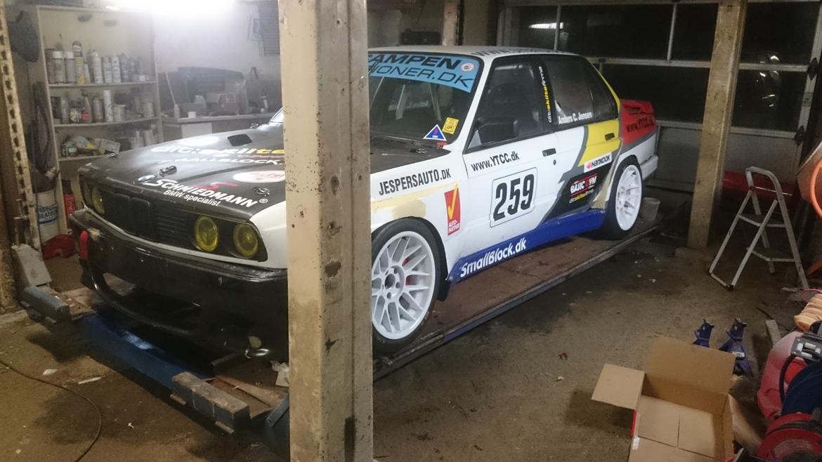 BMW 318is Youngtimer Touringcar Racer billede 36
