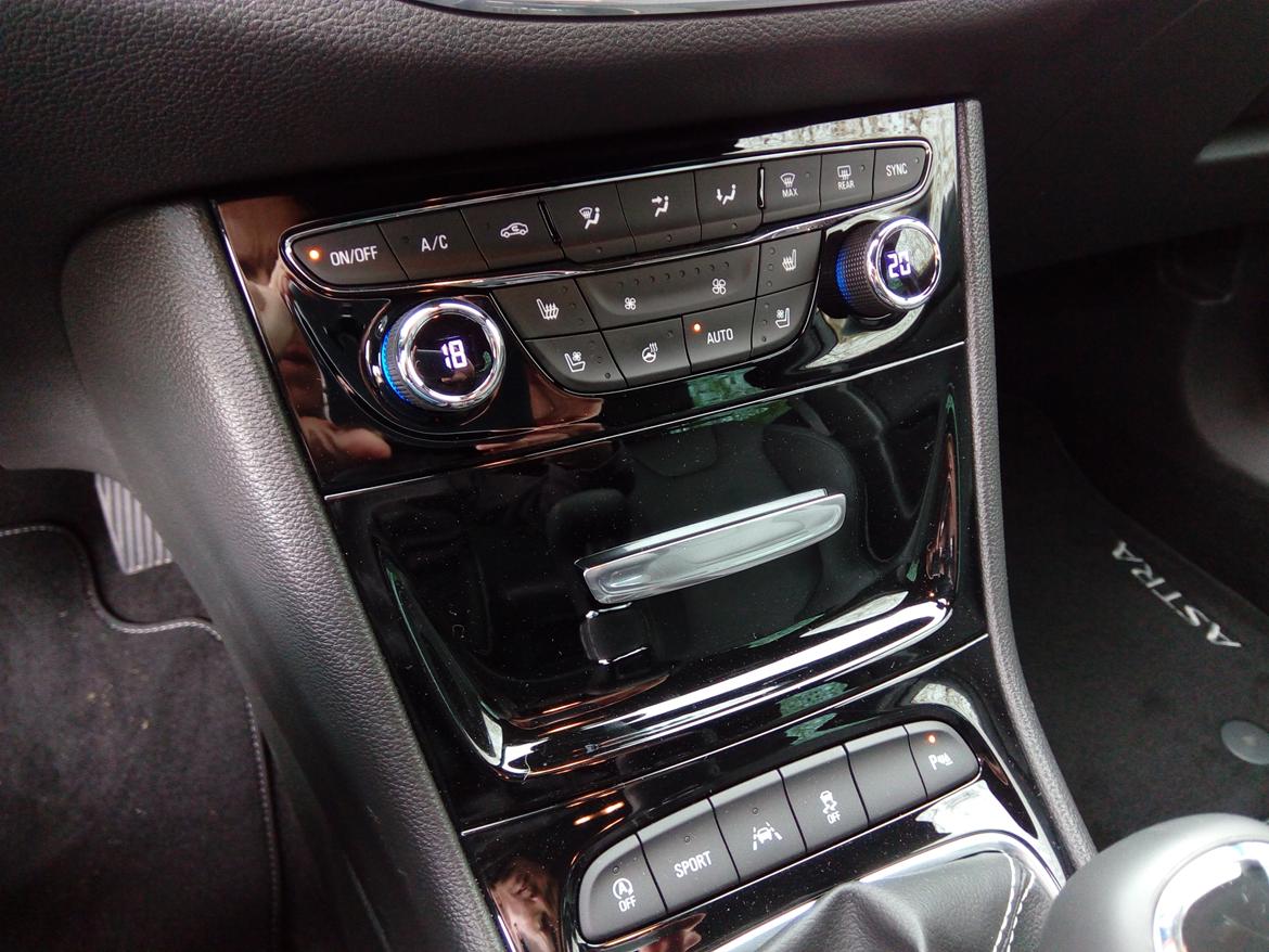 Opel Astra 1,4T Dynamic billede 16