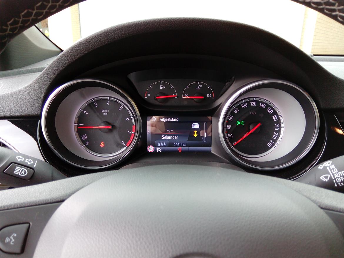 Opel Astra 1,4T Dynamic - Infodisplay med masser af funktioner billede 17
