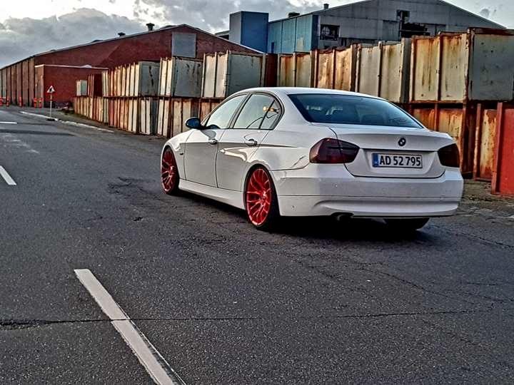 BMW E90 billede 17