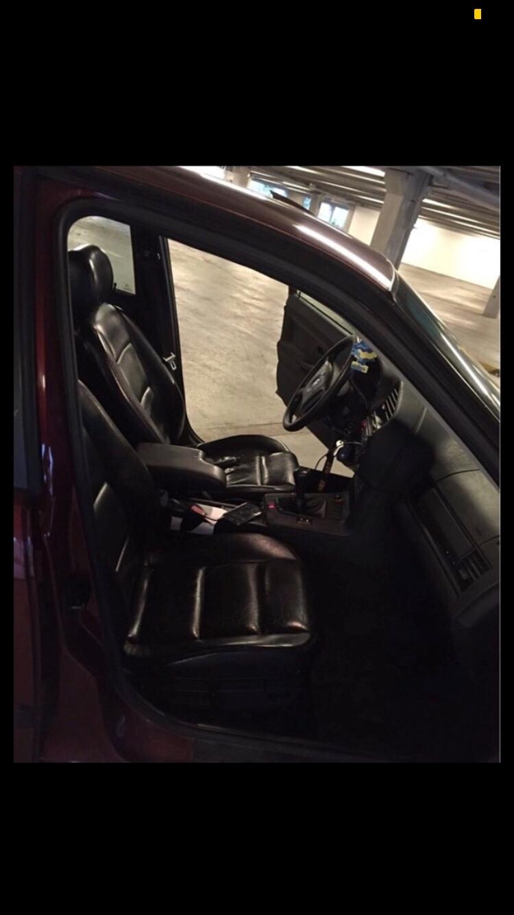 BMW 318i solgt! billede 9