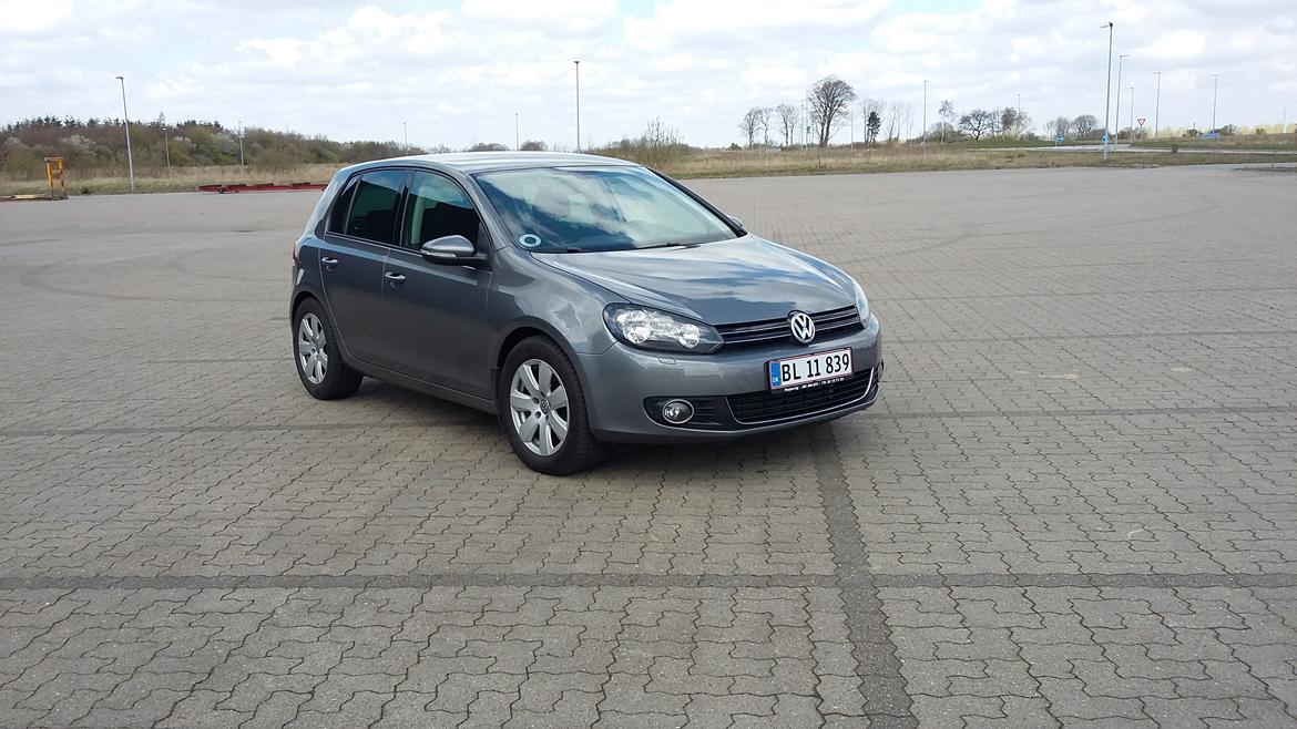 VW Golf VI 2,0 TDi 140 Highline billede 1