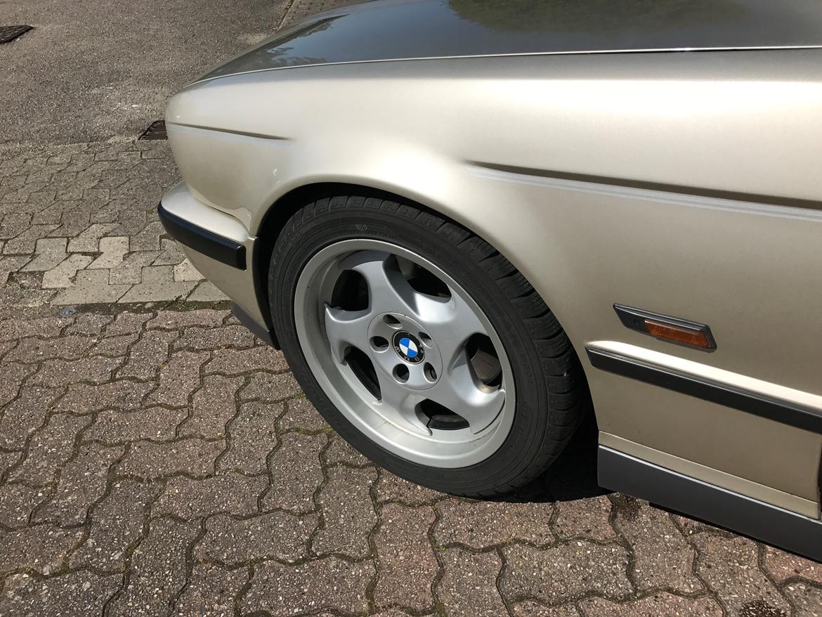 BMW E34 540i Touring - SOLGT billede 12