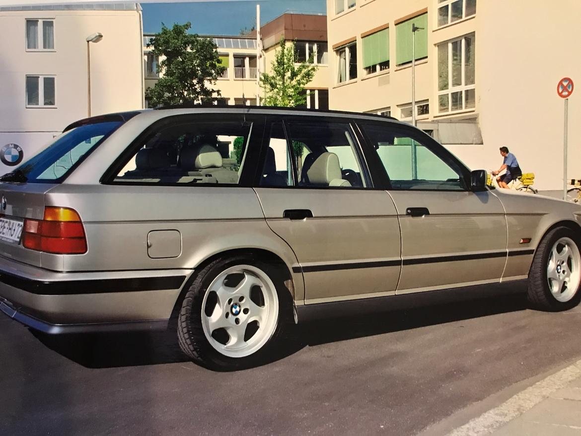 BMW E34 540i Touring - SOLGT - Bilen fra omkring 2000 billede 14