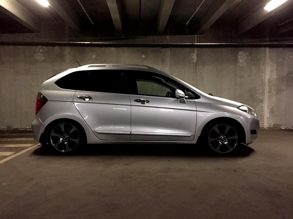 Honda FRV 1.8 Executive - Ser ok ud med de 18" Honda STORM fælge til den. April 2017 billede 5