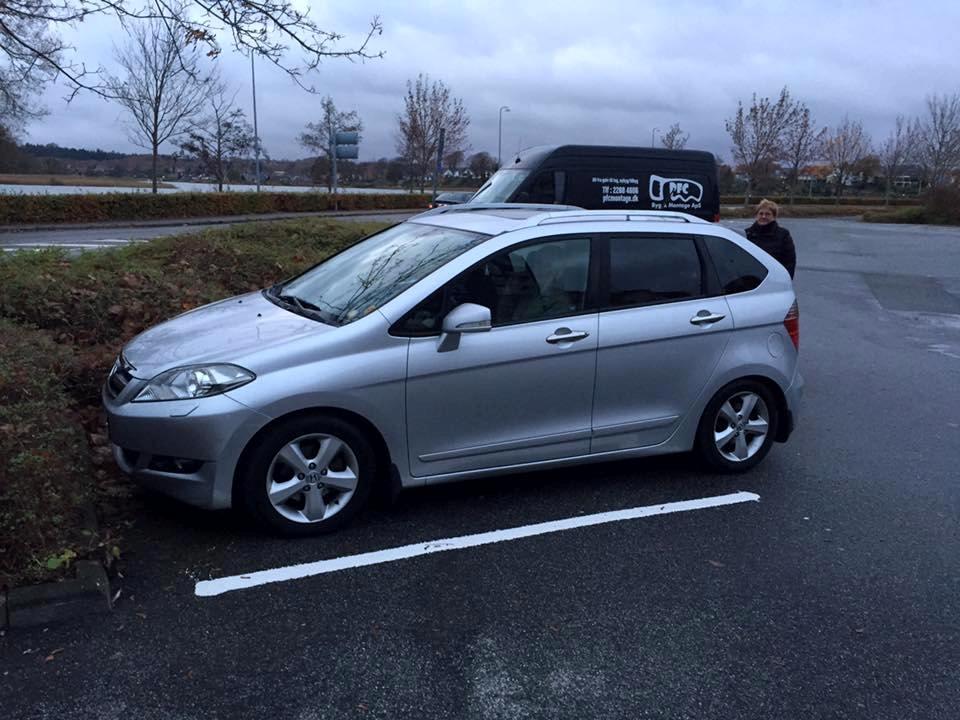 Honda FRV 1.8 Executive - Fra den dag vi købte den. billede 18