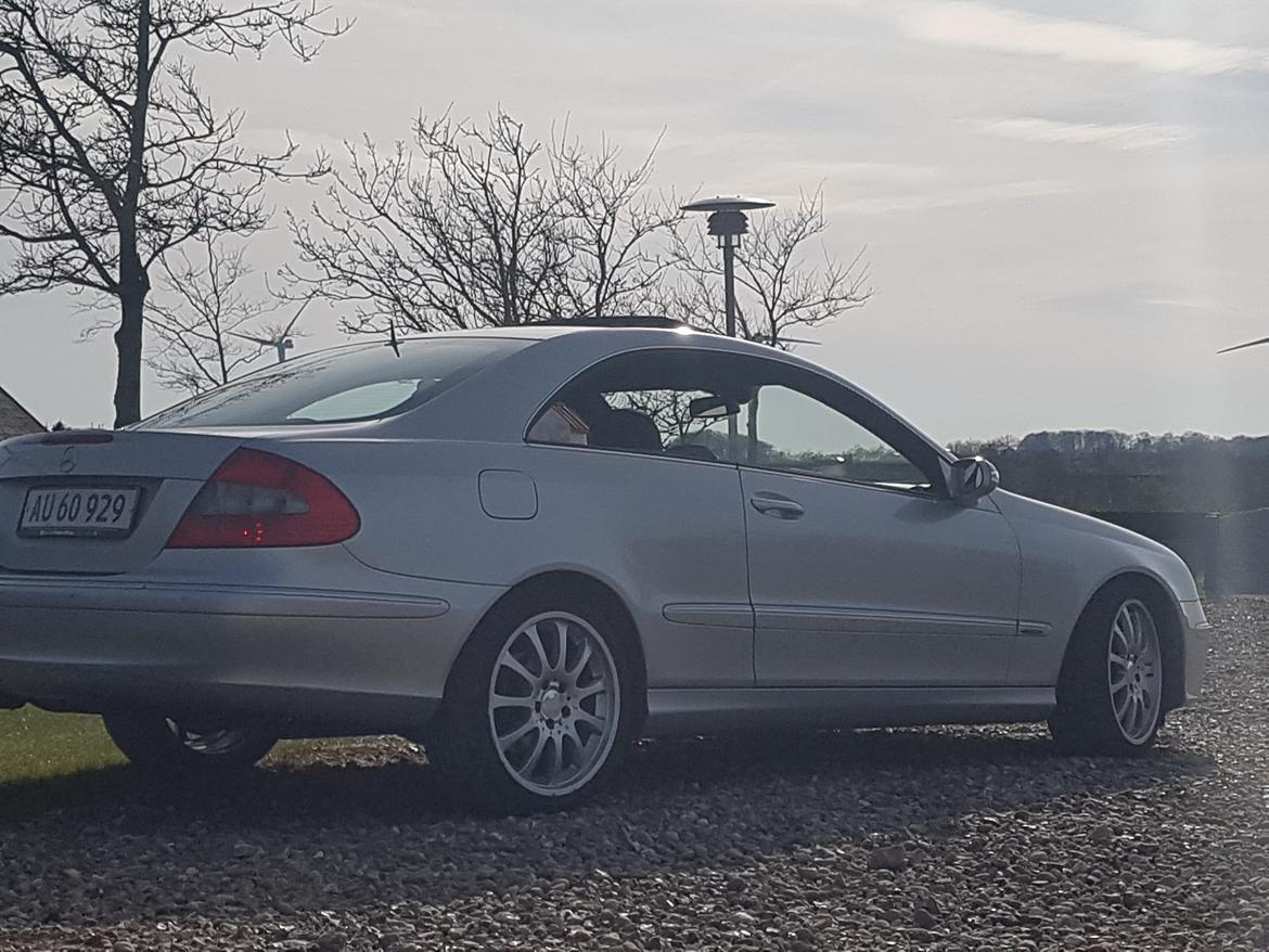 Mercedes Benz CLK 200  billede 1