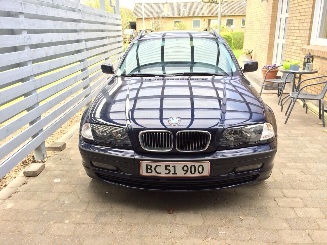 BMW 320i Touring (solgt) billede 2