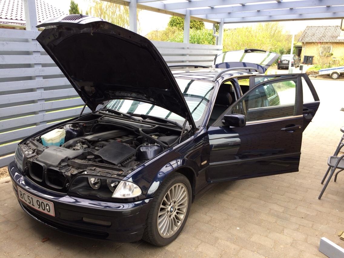 BMW 320i Touring (solgt) billede 8