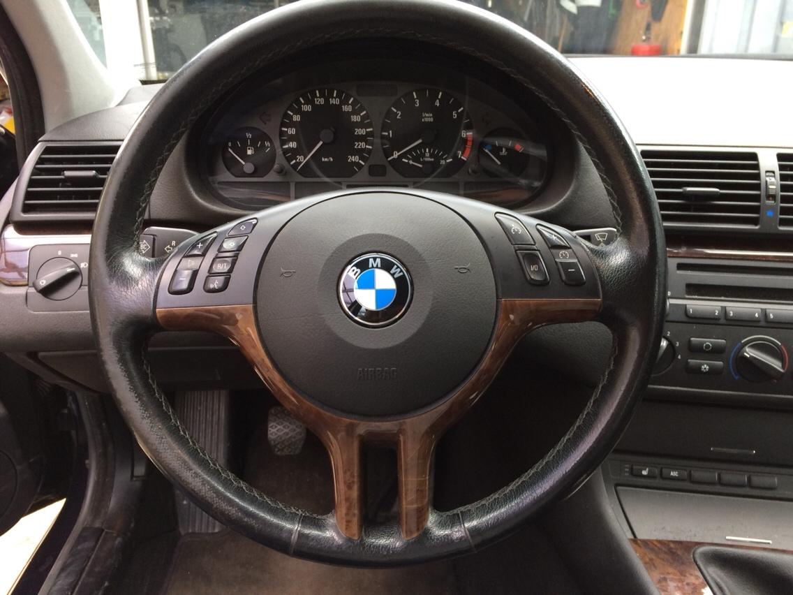 BMW 320i Touring (solgt) billede 12