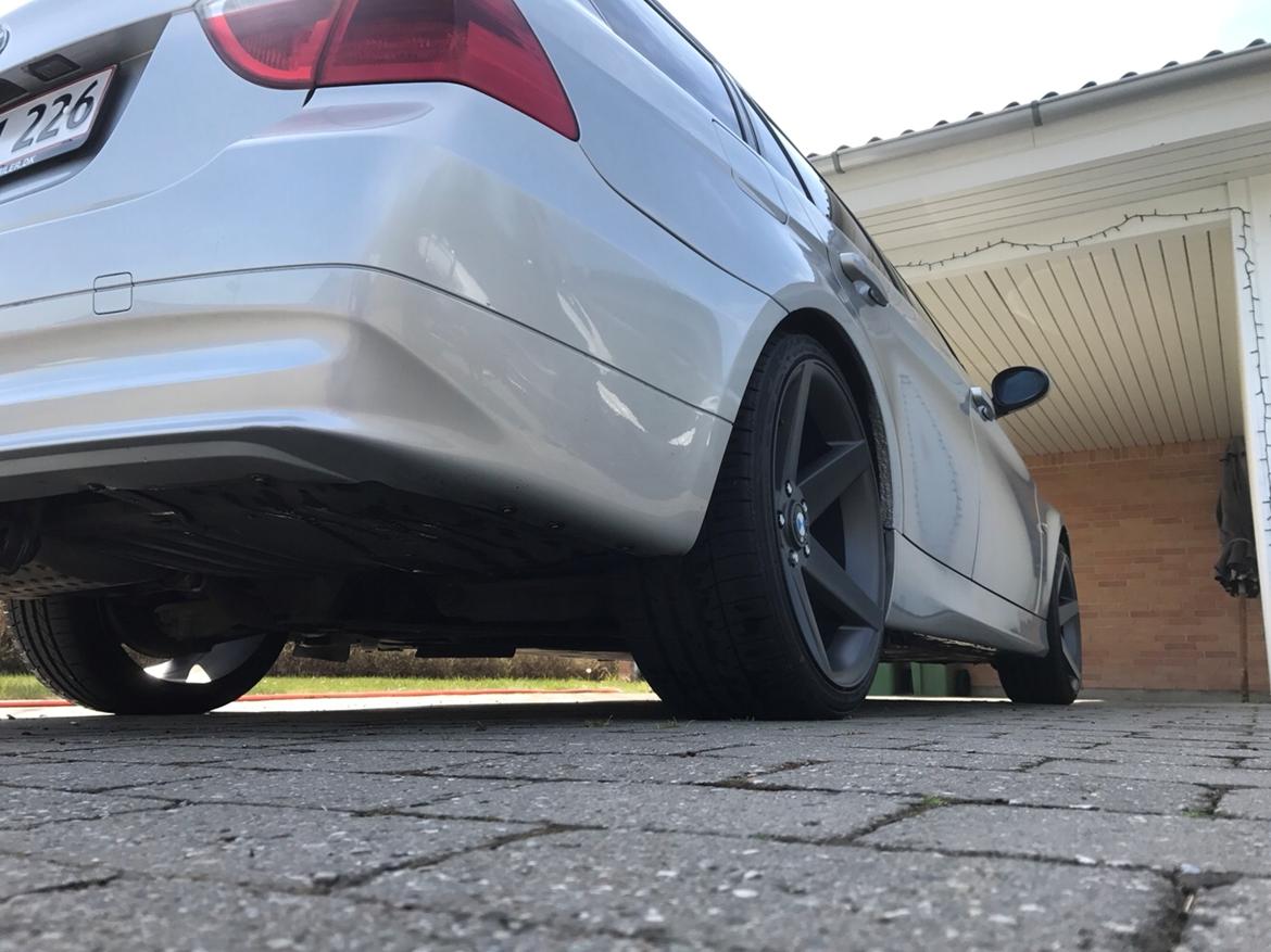 BMW 320i touring E91 billede 2