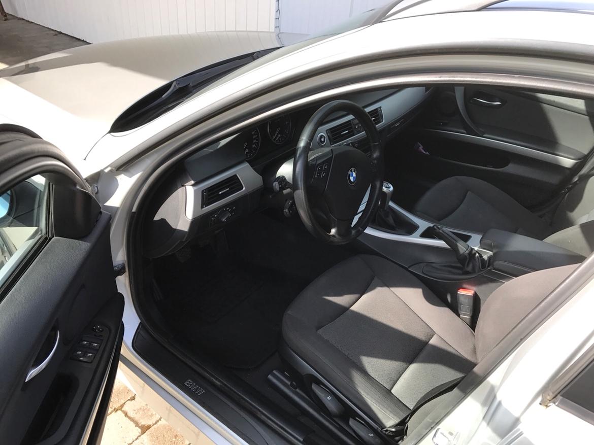 BMW 320i touring E91 billede 12
