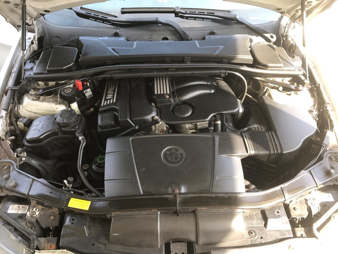 BMW 320i touring E91 billede 15