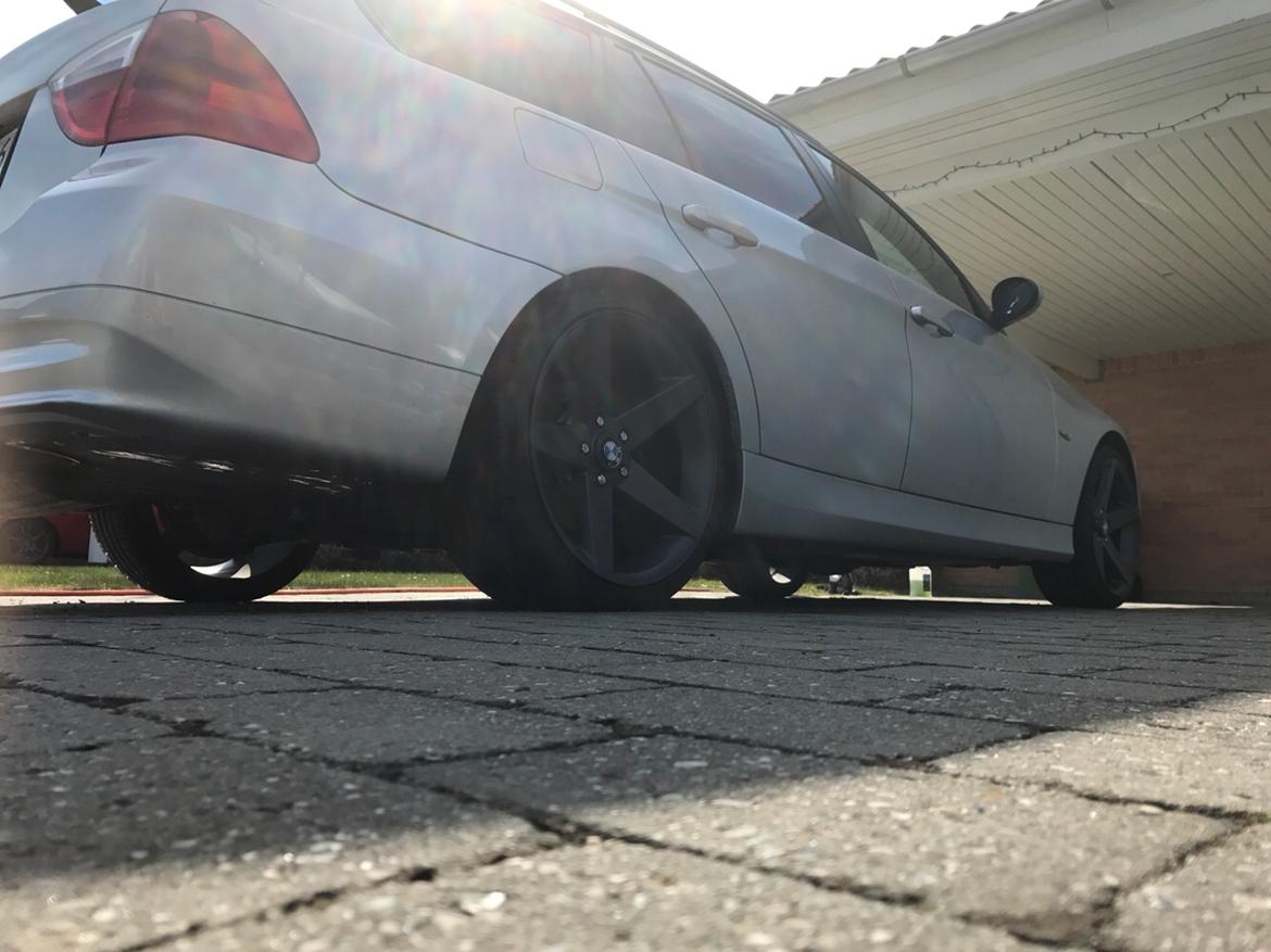 BMW 320i touring E91 billede 19