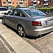 Audi • A6  2.4 V6 Automatgear