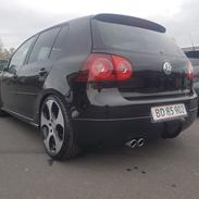 VW Golf V