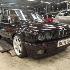 BMW E30 M50b25/325i 24V "SOLGT"