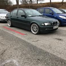 BMW 320d E46